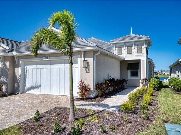 251 OKEEFFE CIRCLE, BRADENTON, FL 34212