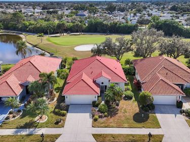 446 PINEWOOD LAKE DRIVE, VENICE, FL 34285