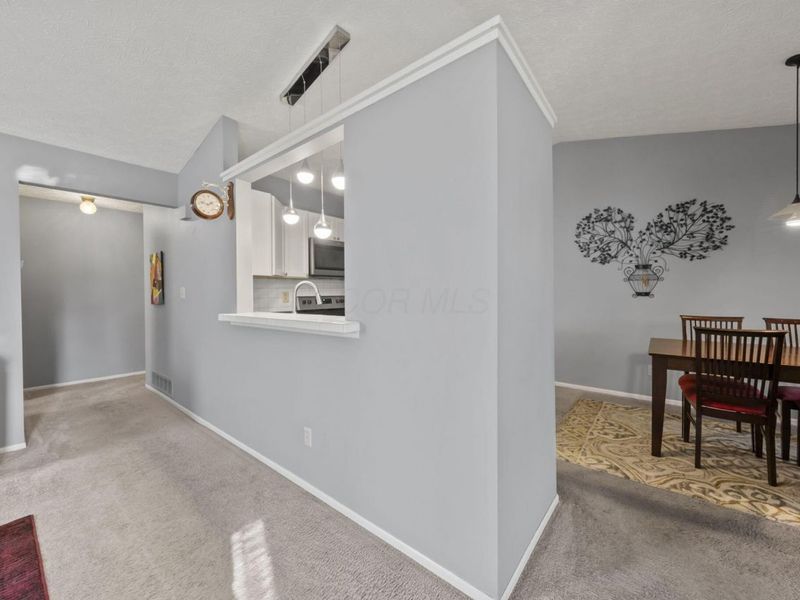 2456 Sanford Drive, Columbus, OH 43235 Photo 8