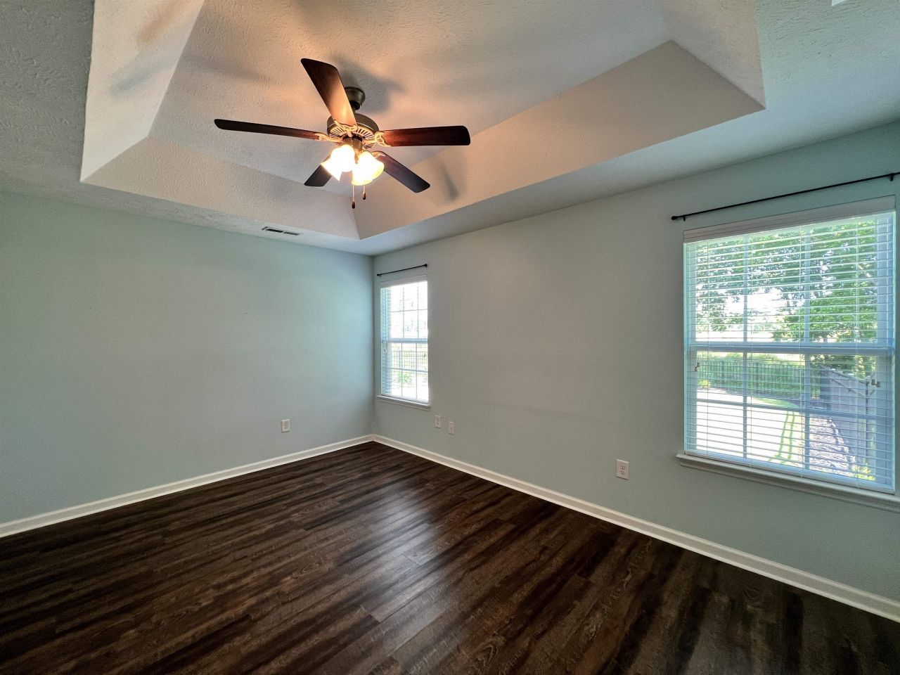 187 Heath Dr. Photo 13