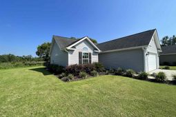 187 Heath Dr. photo 4