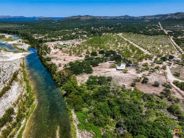 4991 County Road 416 , Uvalde, TX 78801