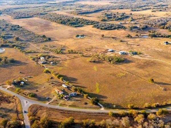 14858 Fm 1322, Luling, TX 78648