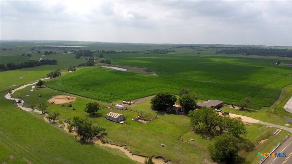 8901 Fm 437 , Rogers, TX 76569 Main Photo