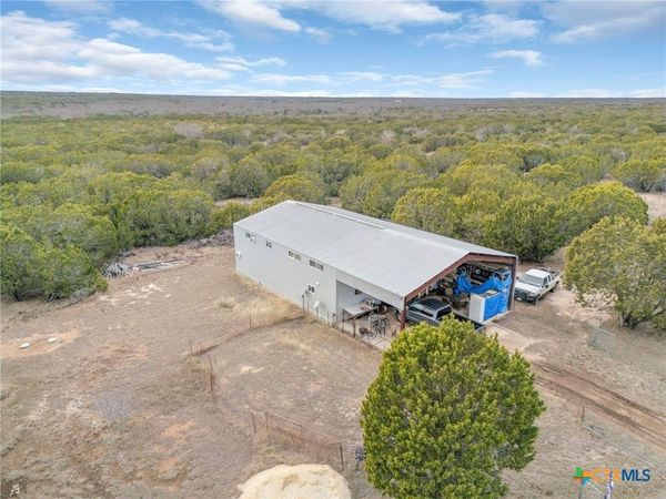 3250 County Road 202, Burnet, TX 78611