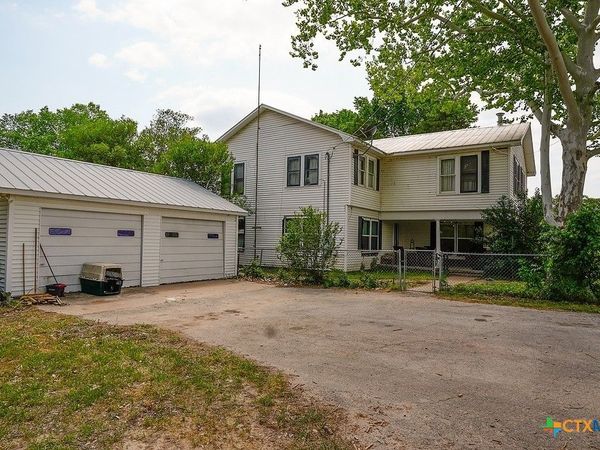 1688 E State Highway 71, La Grange, TX 78945