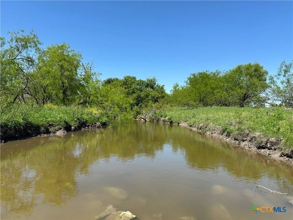 8500 N Fork Road, Bartlett, TX 76511