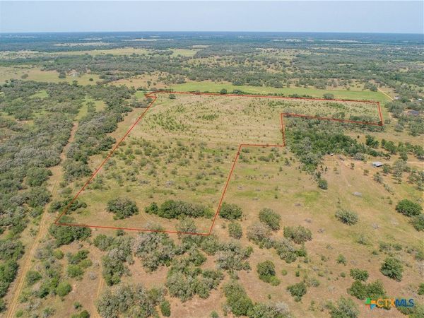 000 Green-Dewitt Road, Cuero, TX 77954