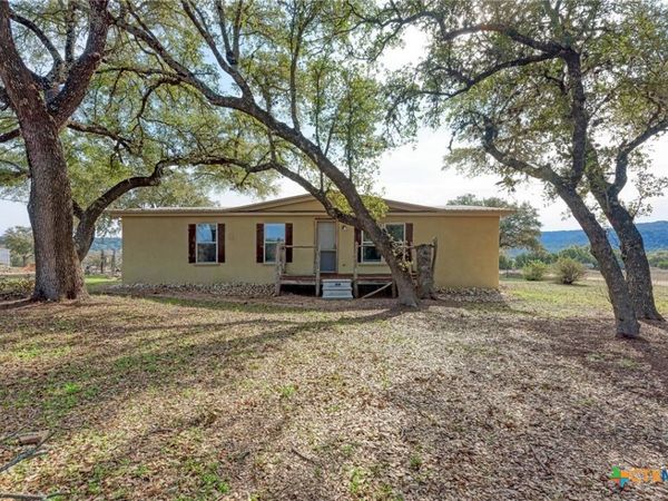1395 Mountain Creek Road, Marble Falls, TX 78654