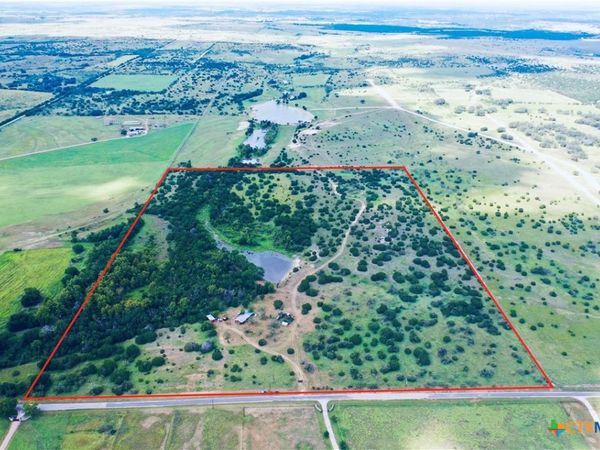 8060 Cr 210 Road , Bertram, TX 78605