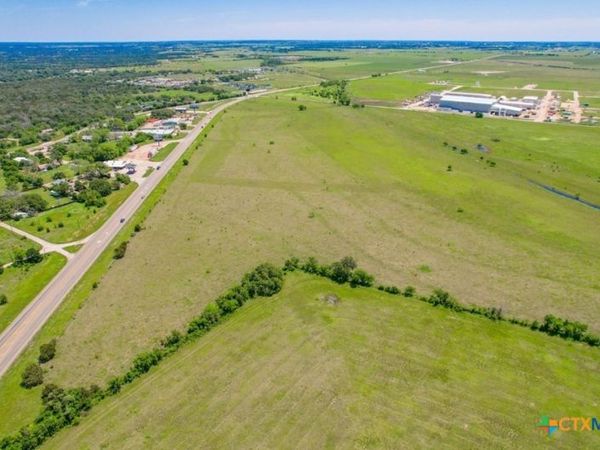 000 Hwy 183 , Briggs, TX 78608