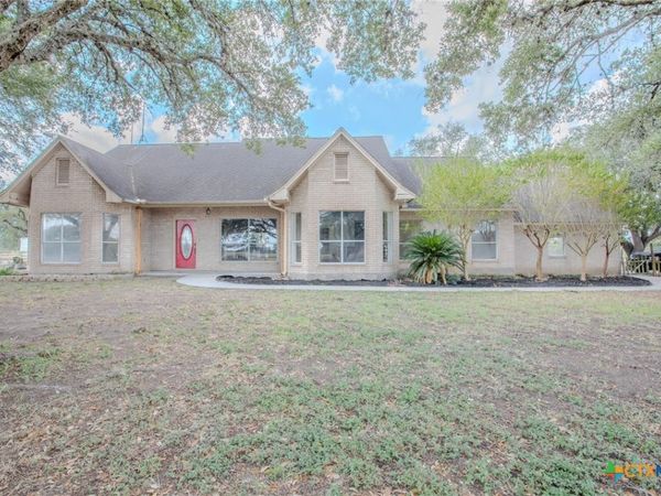 13888 Fm 236, Victoria, TX 77905