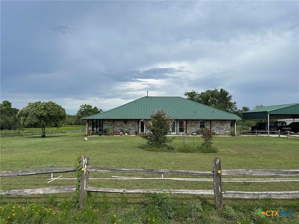 1912 Seminole Trail, Dale, TX 78616