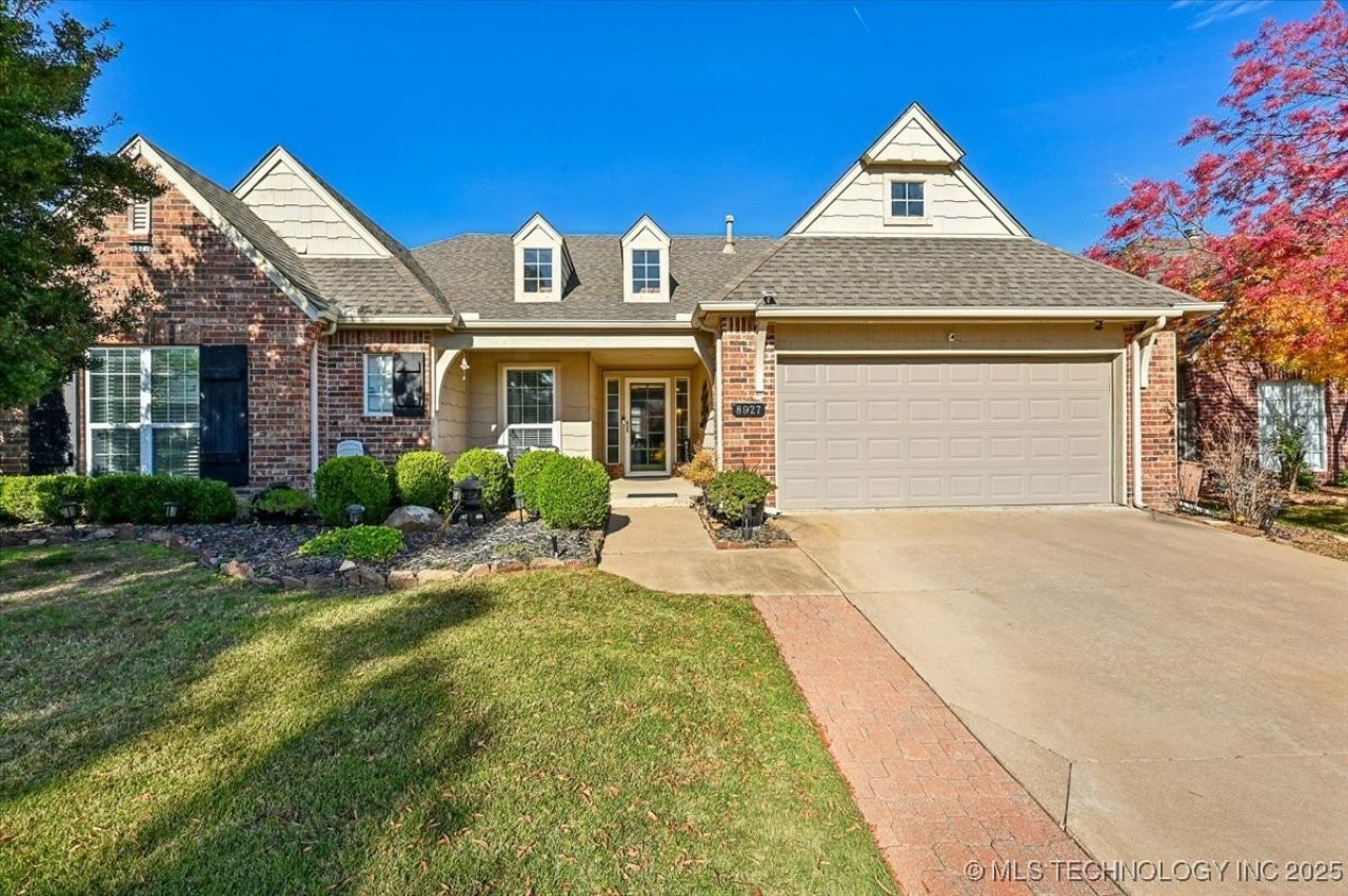 8927 E 62nd Court, Tulsa, OK 74133 Main Photo