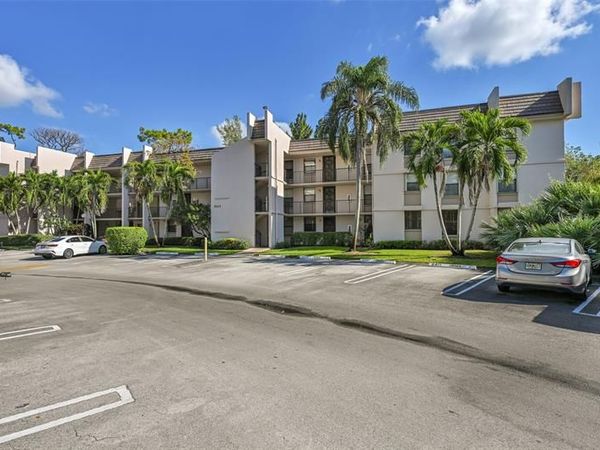 8411 Forest Hills Dr, Unit 206, Coral Springs, FL 33065