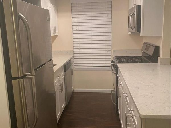 3 Laramie Court, Unit L3, Coram, NY 11727