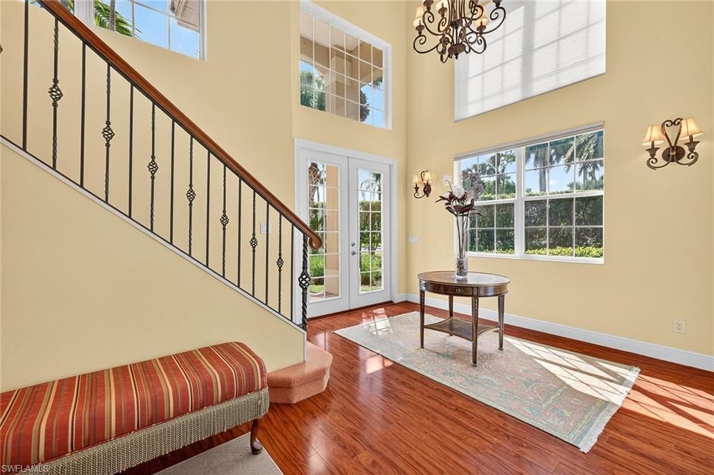 556 Eagle Creek Dr, Naples, FL 34113 Photo