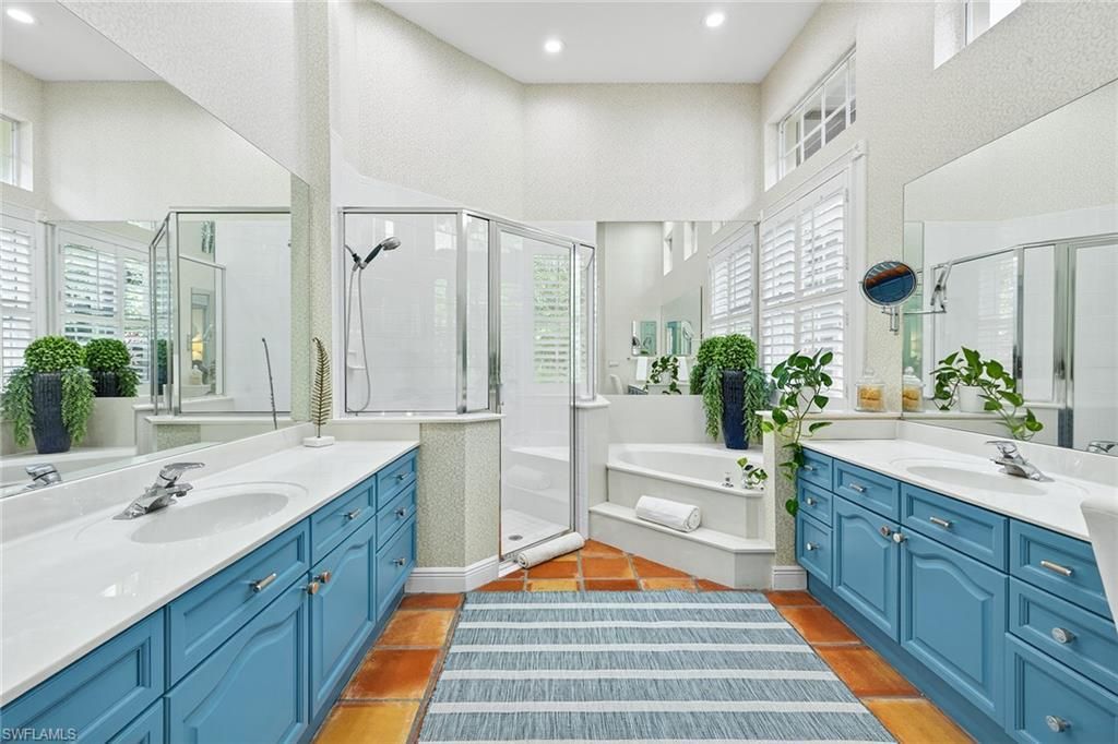 556 Eagle Creek Dr, Naples, FL 34113 Photo