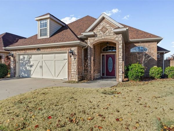 4813 Willowridge Way, Rogers, AR 72758