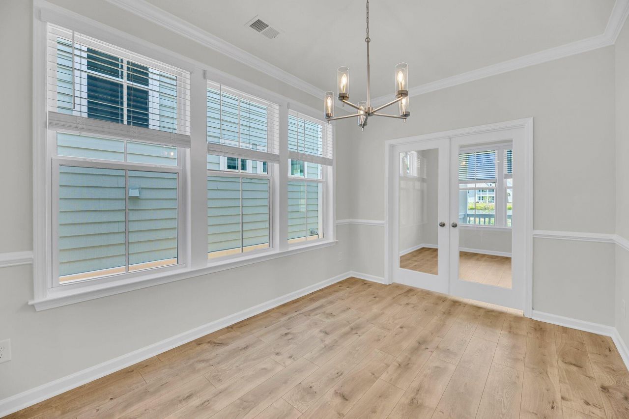 4 Cantona Drive Photo 13