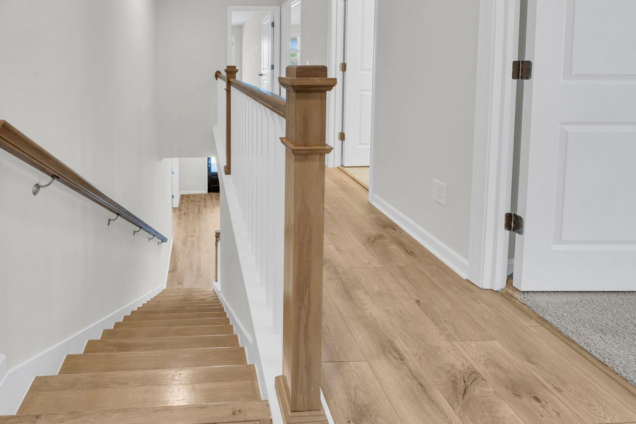 4 Cantona Drive Photo 14