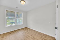 4 Cantona Drive photo 4