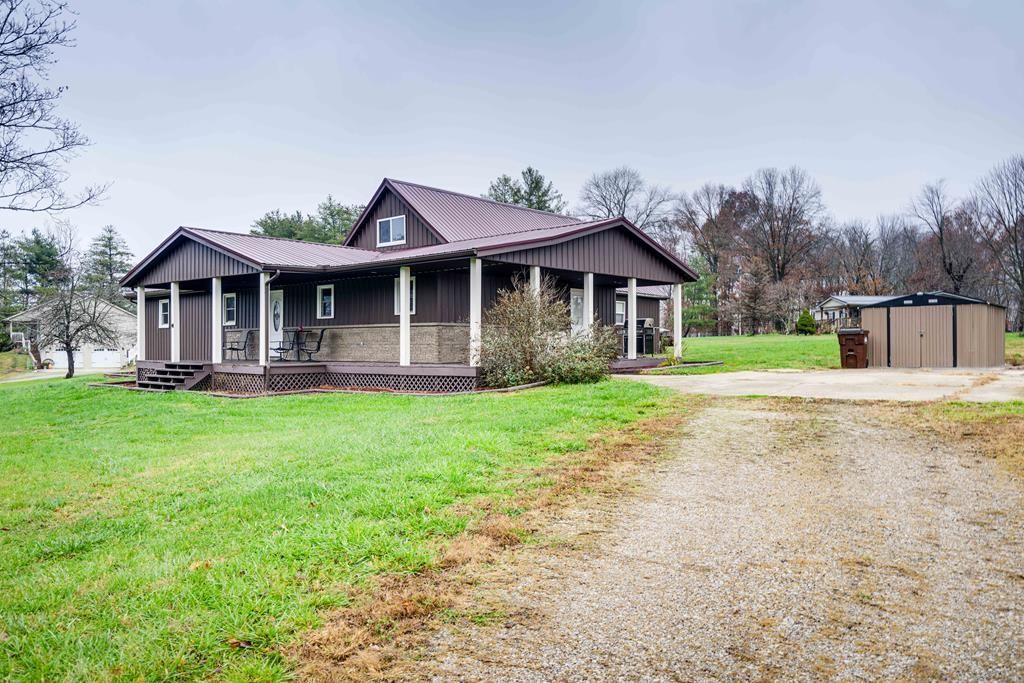 1366 Newland Ridge Road, Waverly, OH 45692 Main Photo