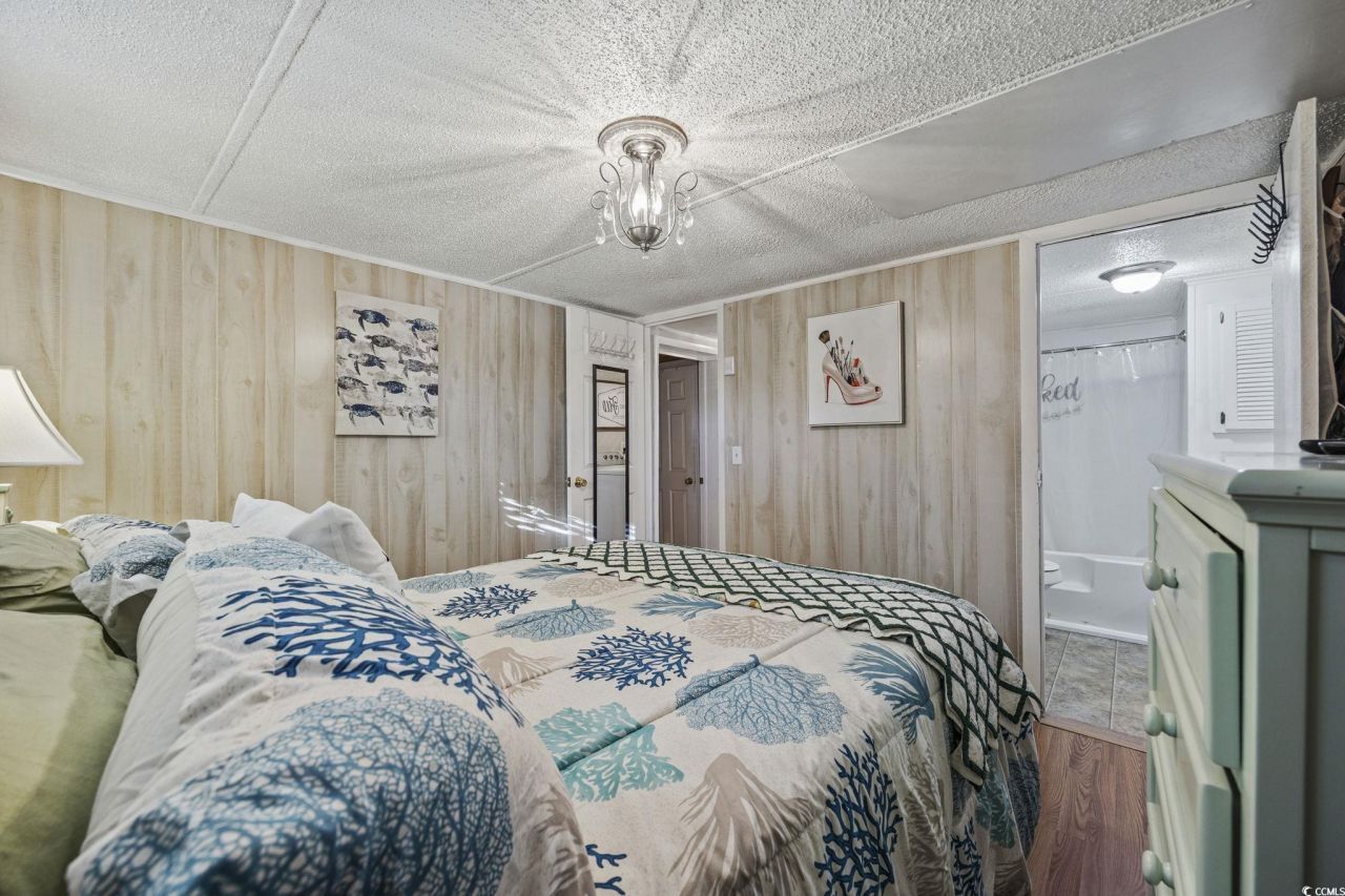 80 Princess Dr. Photo 12