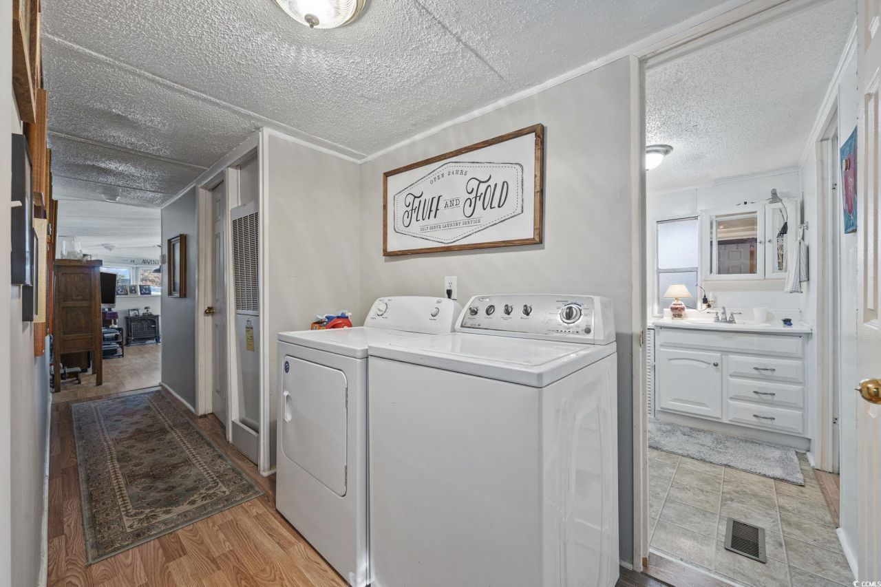 80 Princess Dr. Photo 17