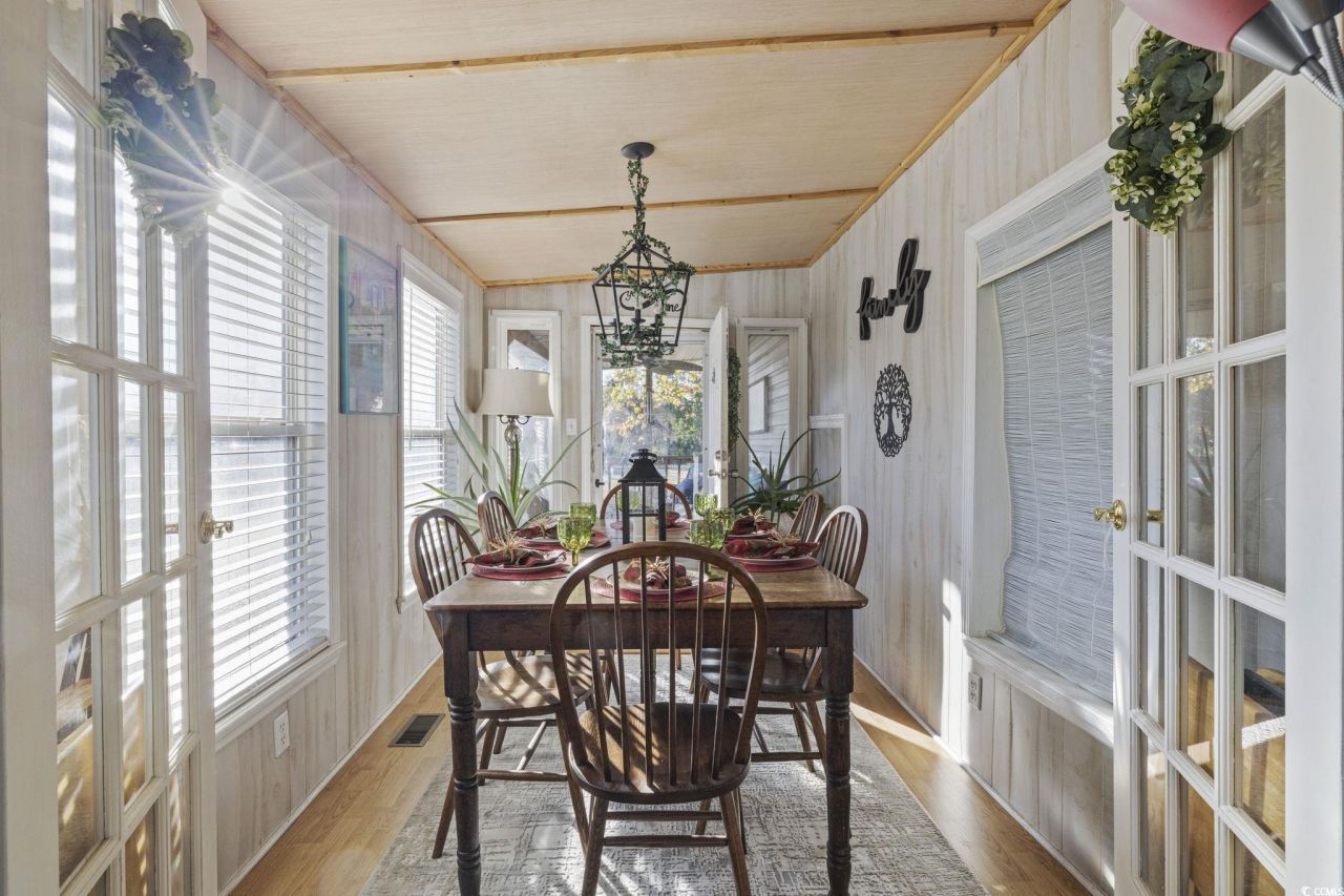 80 Princess Dr. Photo 20