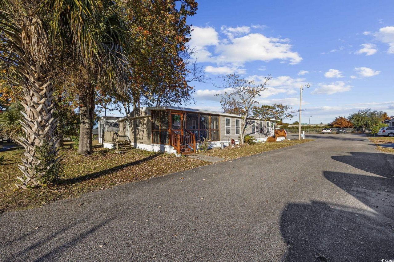 80 Princess Dr. Photo 23