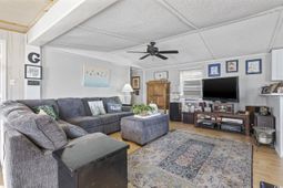 80 Princess Dr. photo 4