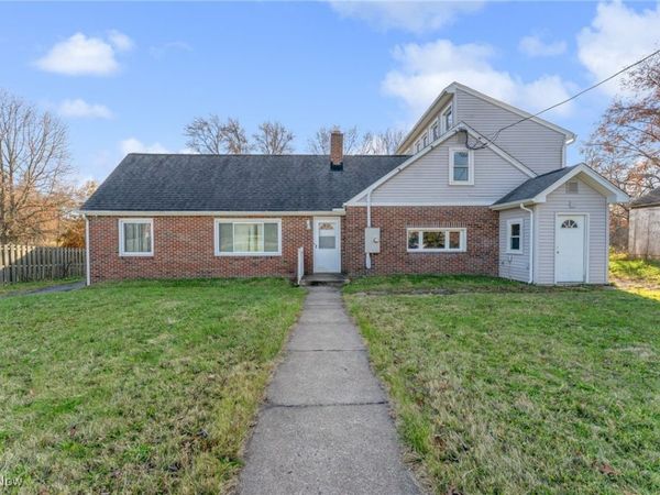 4771 E Webb Road, Youngstown, OH 44515