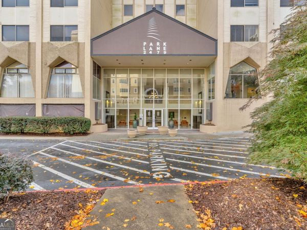 2479 Peachtree Road NE, Unit APT 506, Atlanta, GA 30305