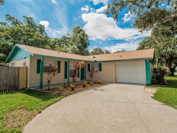 611 HIGHVIEW CIRCLE N, BRANDON, FL 33510
