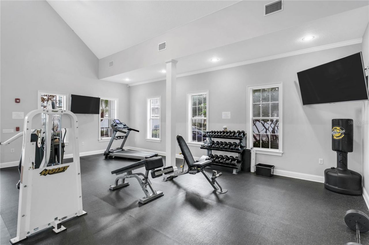 450 Gilman Place N, Saint Petersburg, FL 33716 Photo