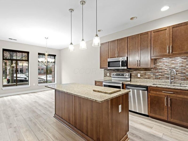 251 Daniel Burnham Square, Unit Unit #259, Columbus, OH 43215 Photo 15