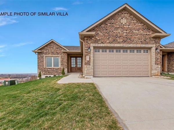 2411 Sunset Ridge Drive, Columbia, IL 62236