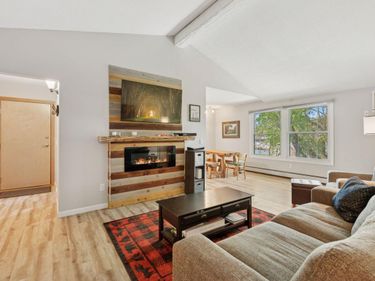 4430 Cedar Lake Road S, Unit 6, Saint Louis Park, MN 55416
