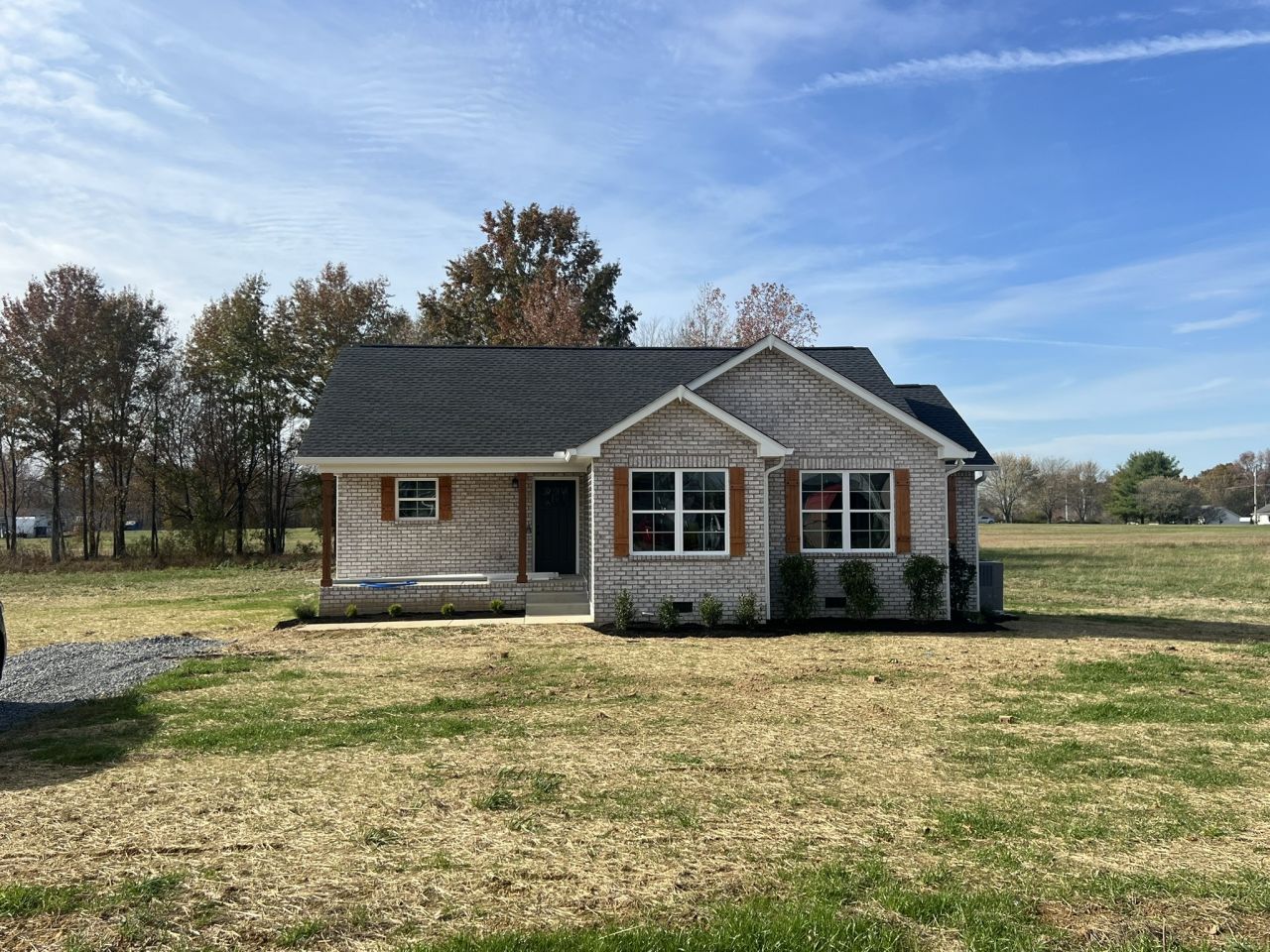 143 N Harris Ln, Portland, TN 37148 Main Photo