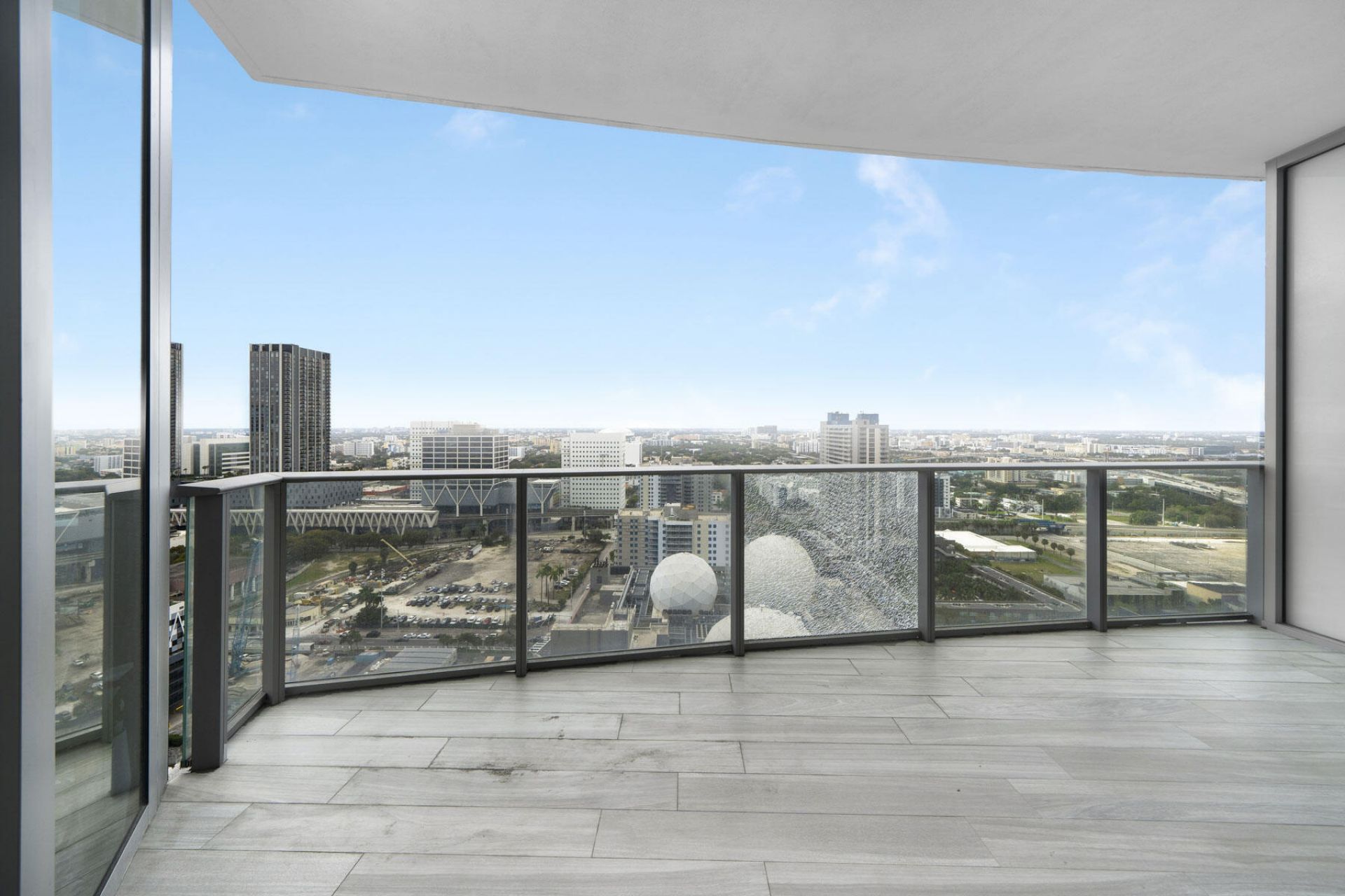 851 NE 1st Avenue, Unit 2410, Miami, FL 33132 Photo