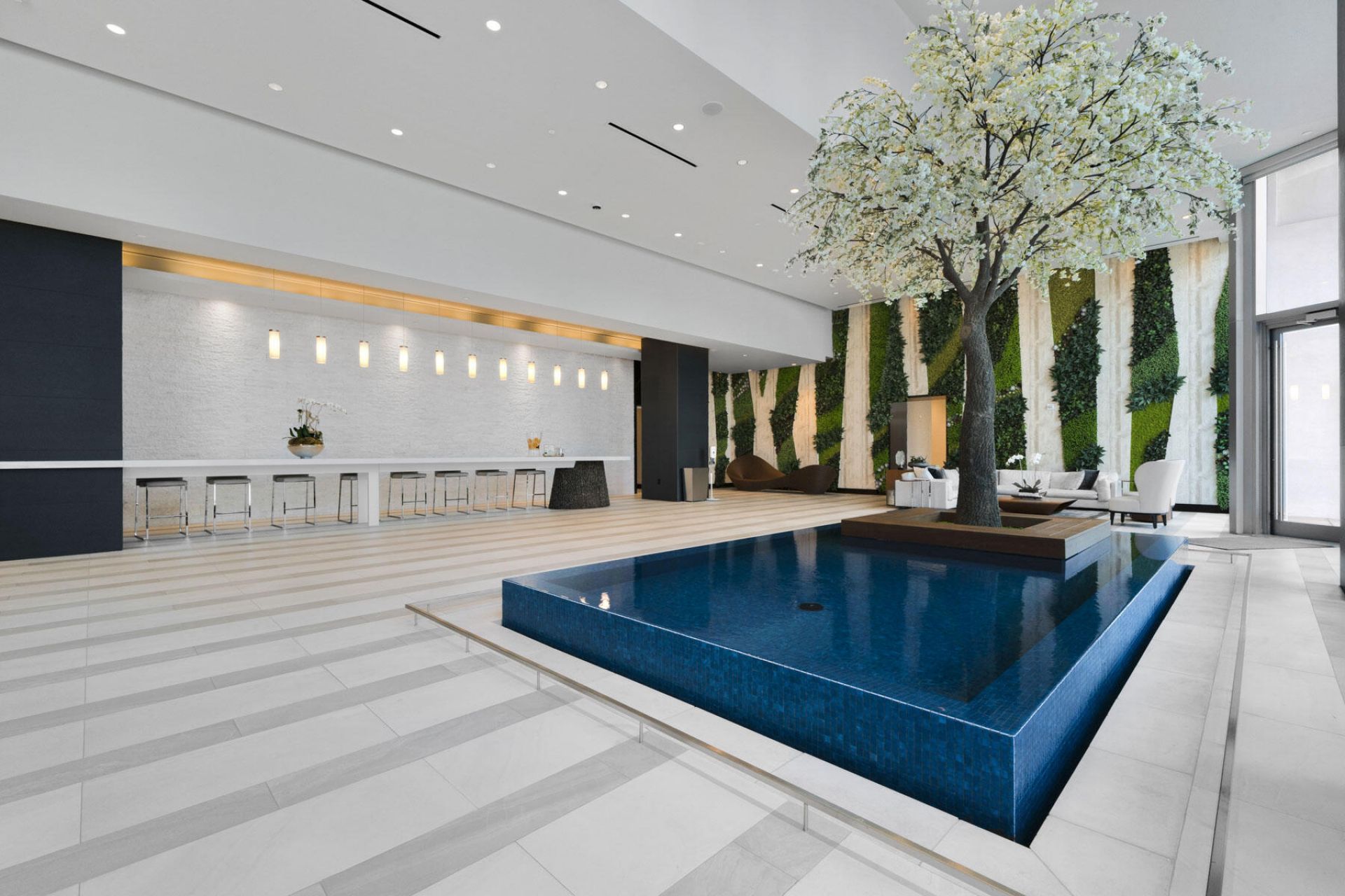 851 NE 1st Avenue, Unit 2410, Miami, FL 33132 Photo