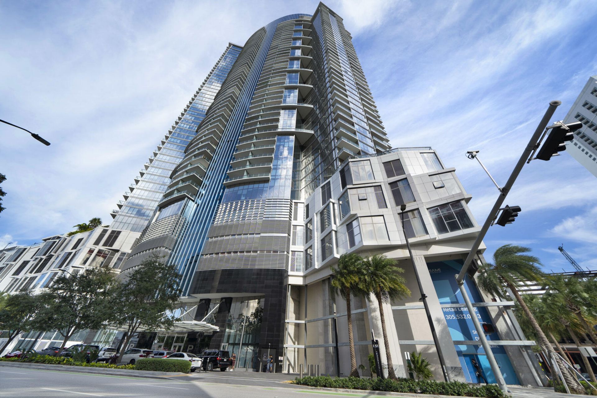 851 NE 1st Avenue, Unit 2410, Miami, FL 33132 Photo