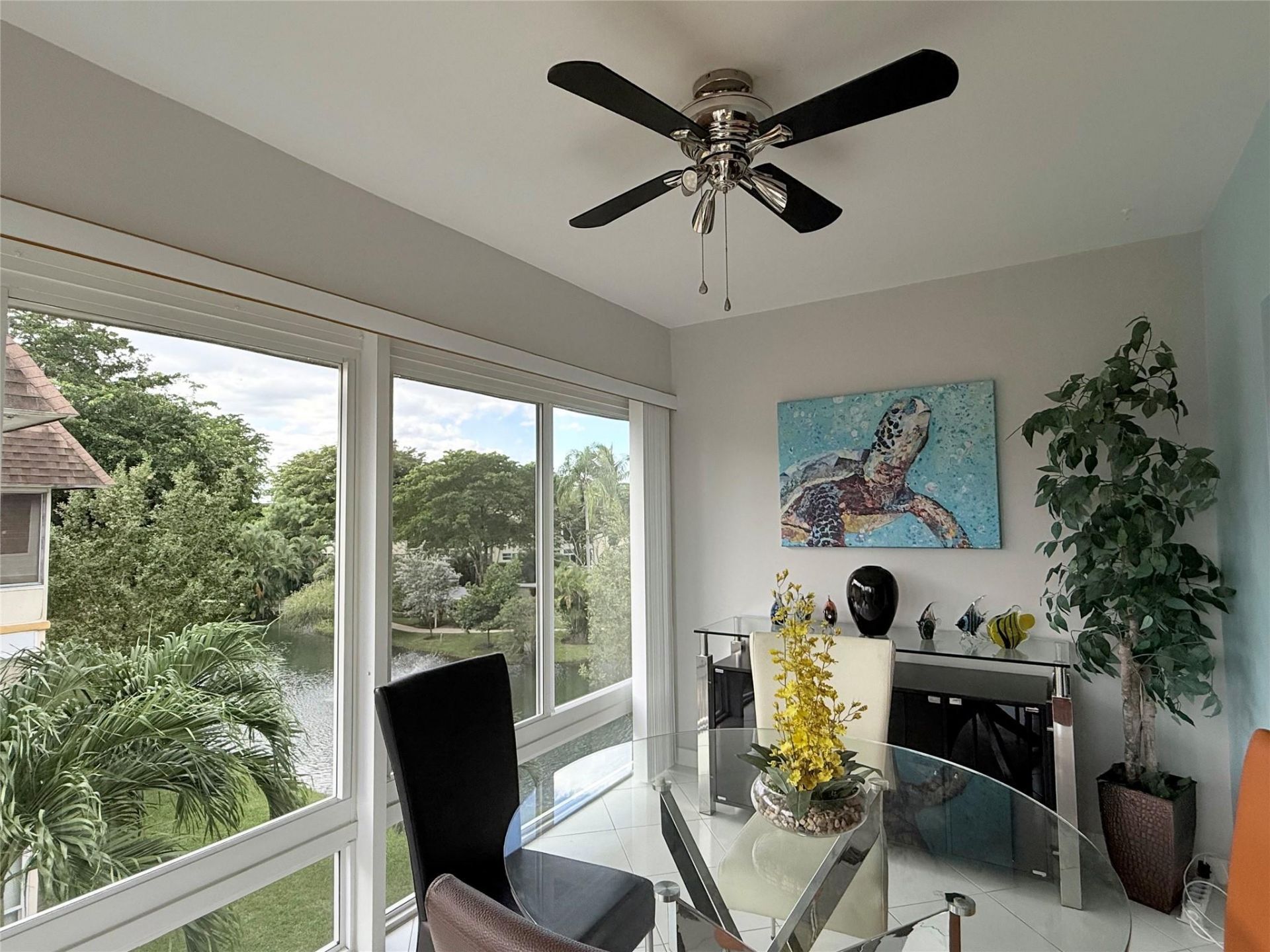 5171 W Oakland Park Boulevard, Unit 312, Lauderdale Lakes, FL 33313 Photo