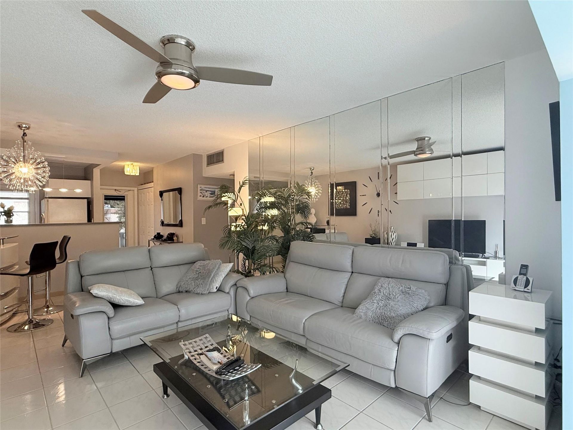 5171 W Oakland Park Boulevard, Unit 312, Lauderdale Lakes, FL 33313 Photo