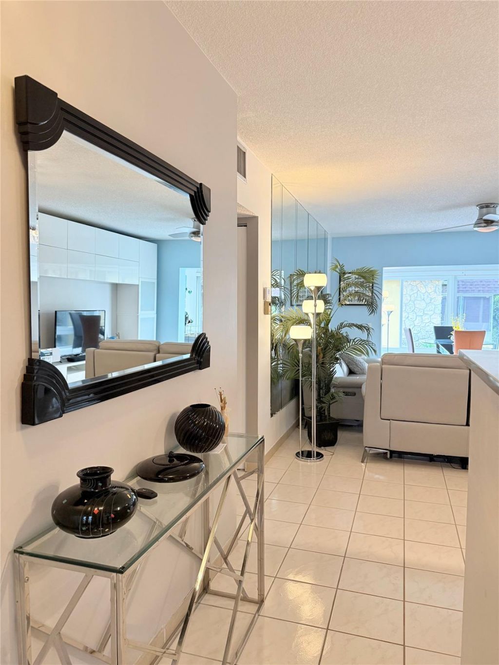 5171 W Oakland Park Boulevard, Unit 312, Lauderdale Lakes, FL 33313 Photo