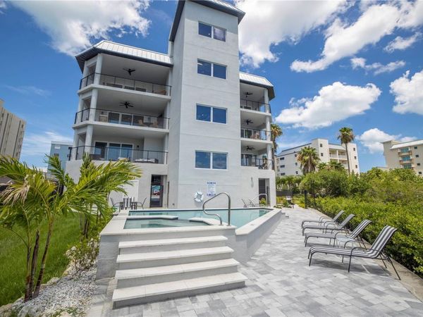 19505 GULF BOULEVARD, Unit 304, INDIAN SHORES, FL 33785