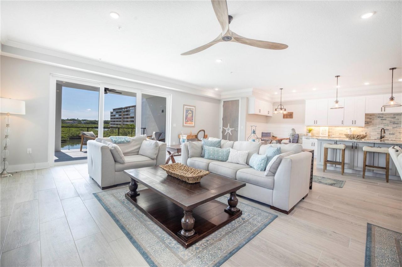 19505 Gulf Boulevard, Unit 304, Indian Shores, FL 33785 Photo