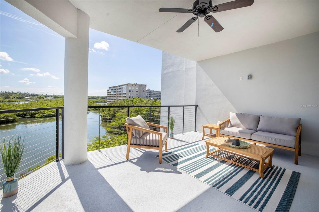19505 Gulf Boulevard, Unit 304, Indian Shores, FL 33785 Photo