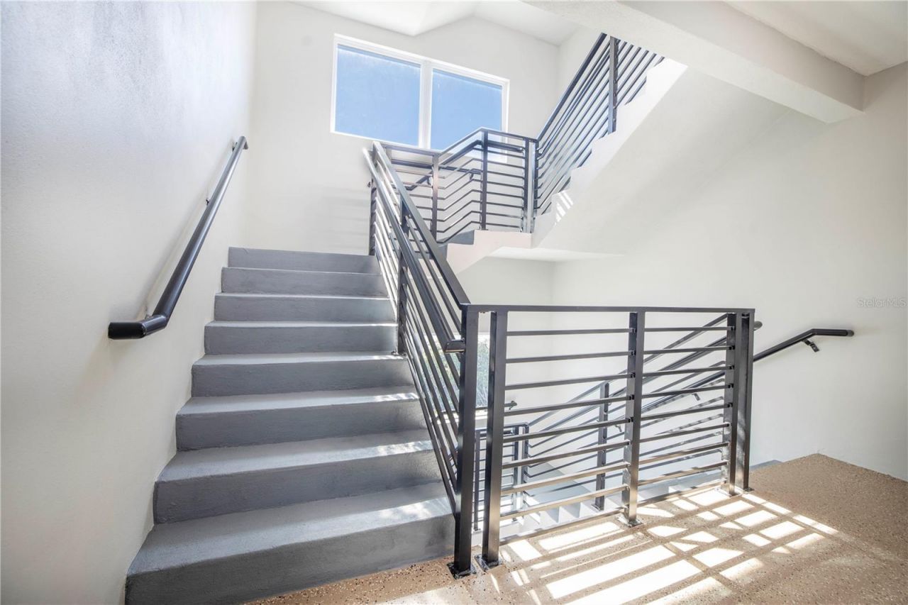 19505 Gulf Boulevard, Unit 304, Indian Shores, FL 33785 Photo